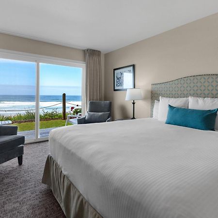 Pelican Shores Inn Линкольн-Сити Экстерьер фото
