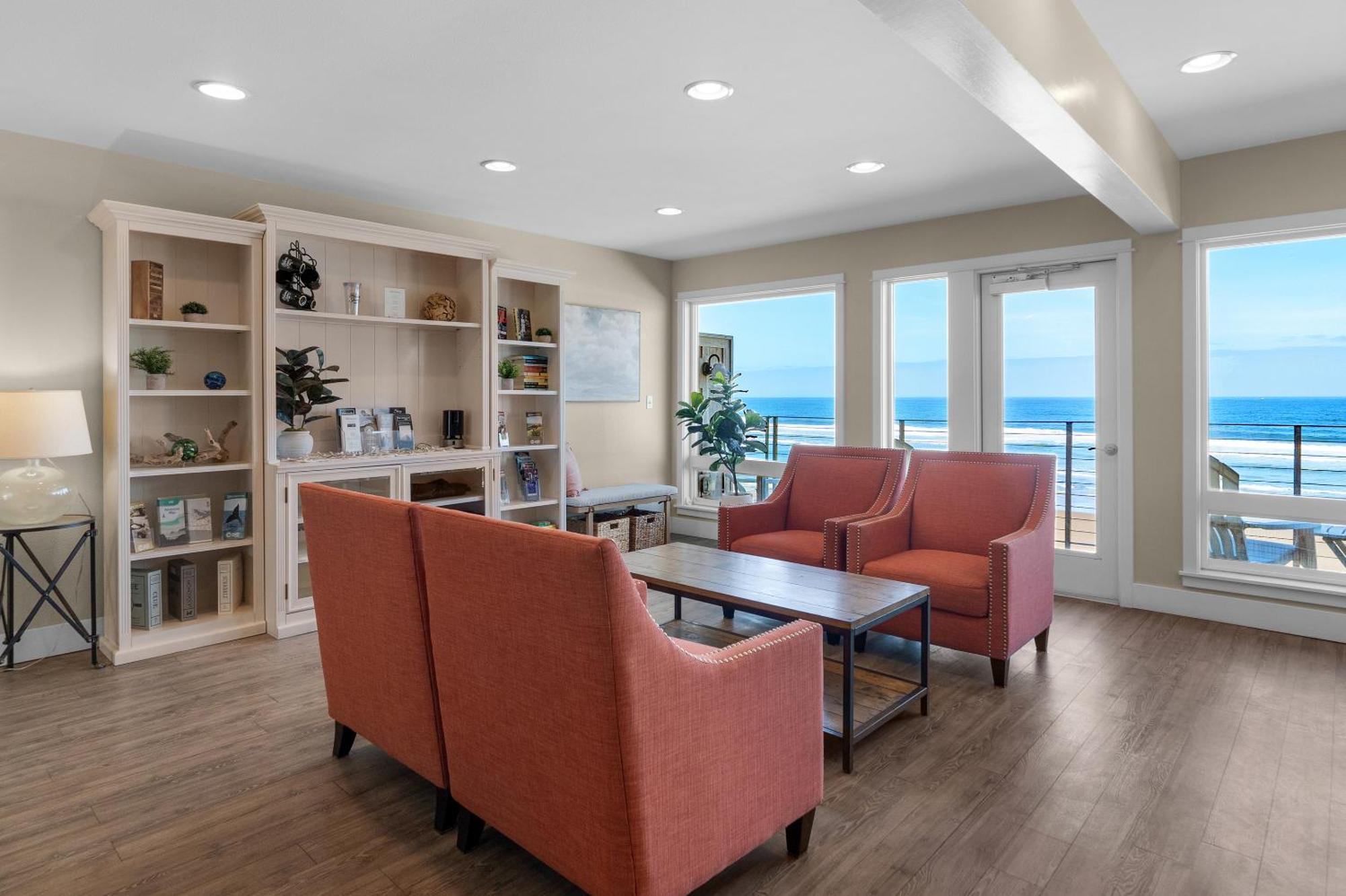 Pelican Shores Inn Линкольн-Сити Экстерьер фото